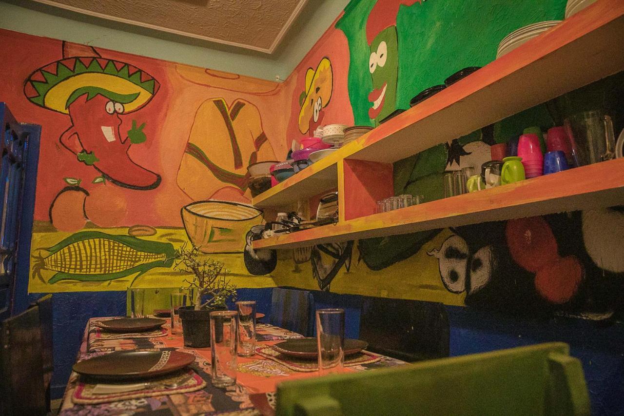 Hostal Chesal 圣路易斯波托西 外观 照片